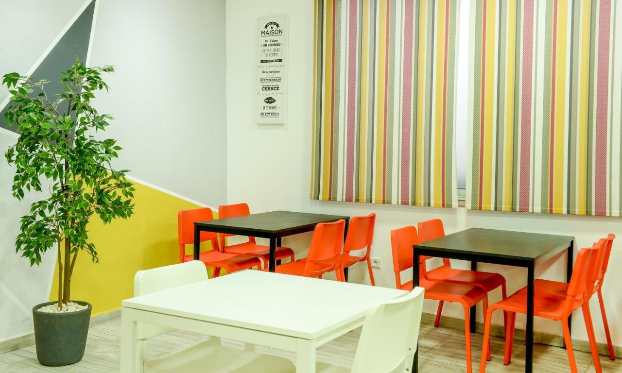 Hotel Manzil 2*